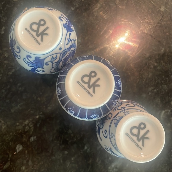 &K DELFT CERAMIC VASES SET OF 3 - Picture 7 of 7